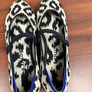Rothy Sandy Cat Mary Jane’s.  Brand new never been worn.
